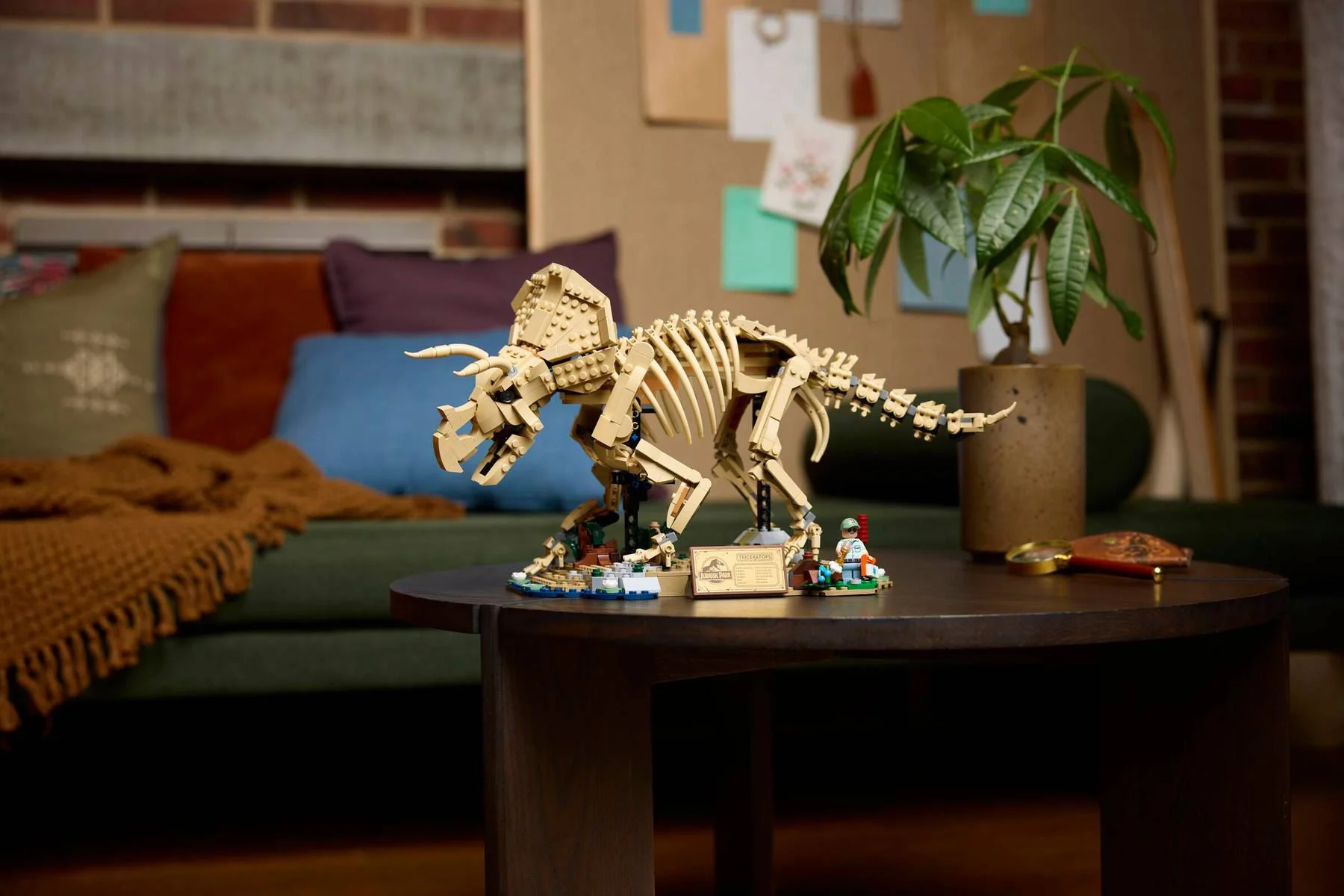 LEGO Jurassic World - Fosile de dinozaur: Triceratops foto