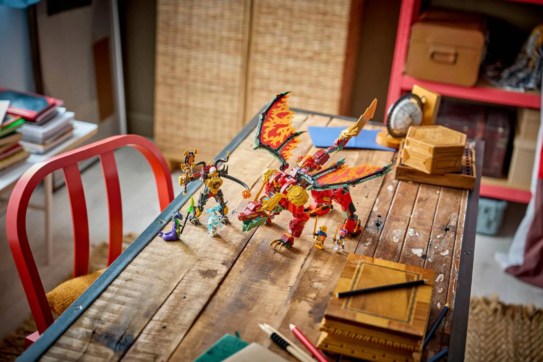 LEGO Ninjago - Wyldfyre's Transforming Dragon Mech foto