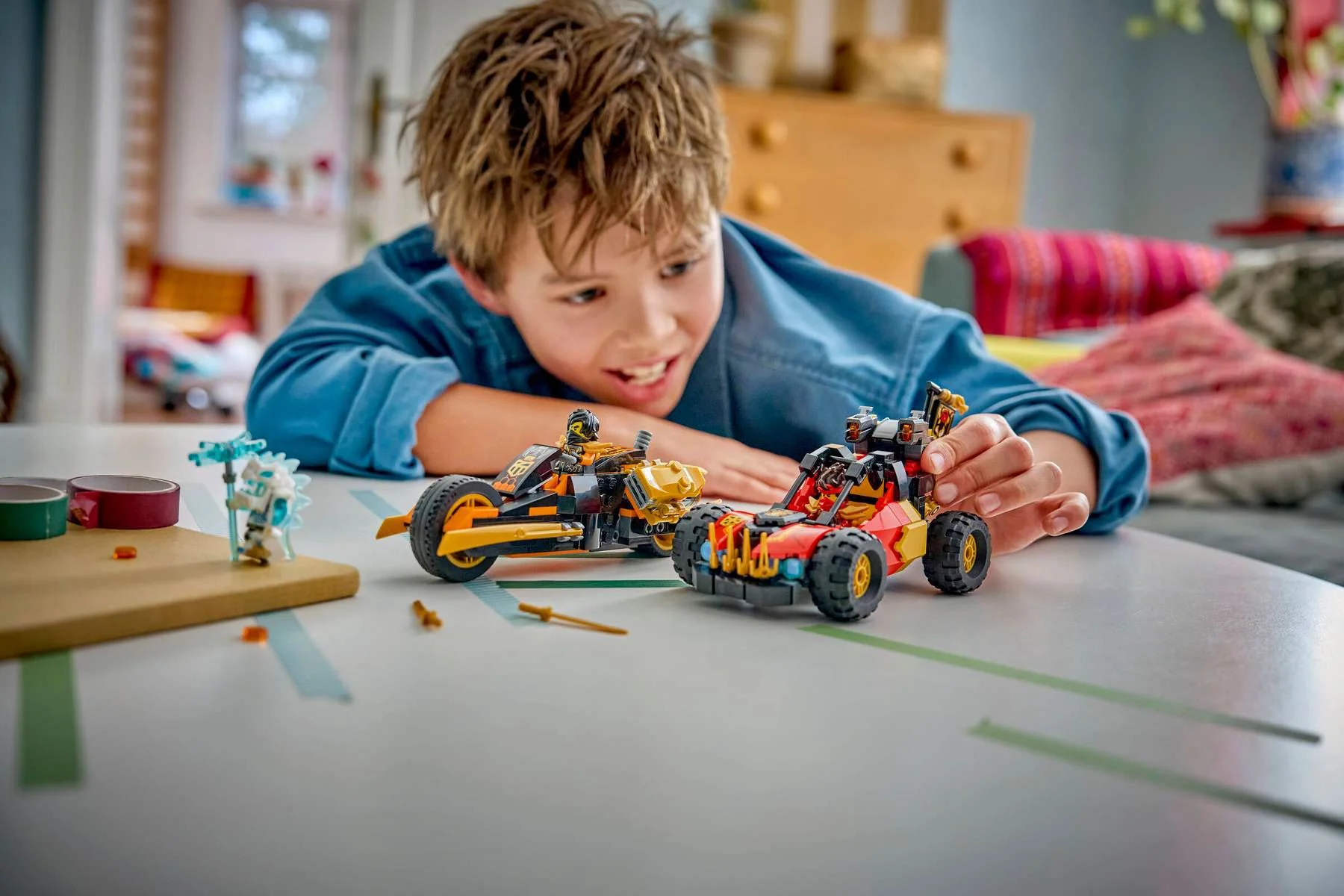 LEGO Ninjago - Kai and Cole's Combiner Vehicles foto