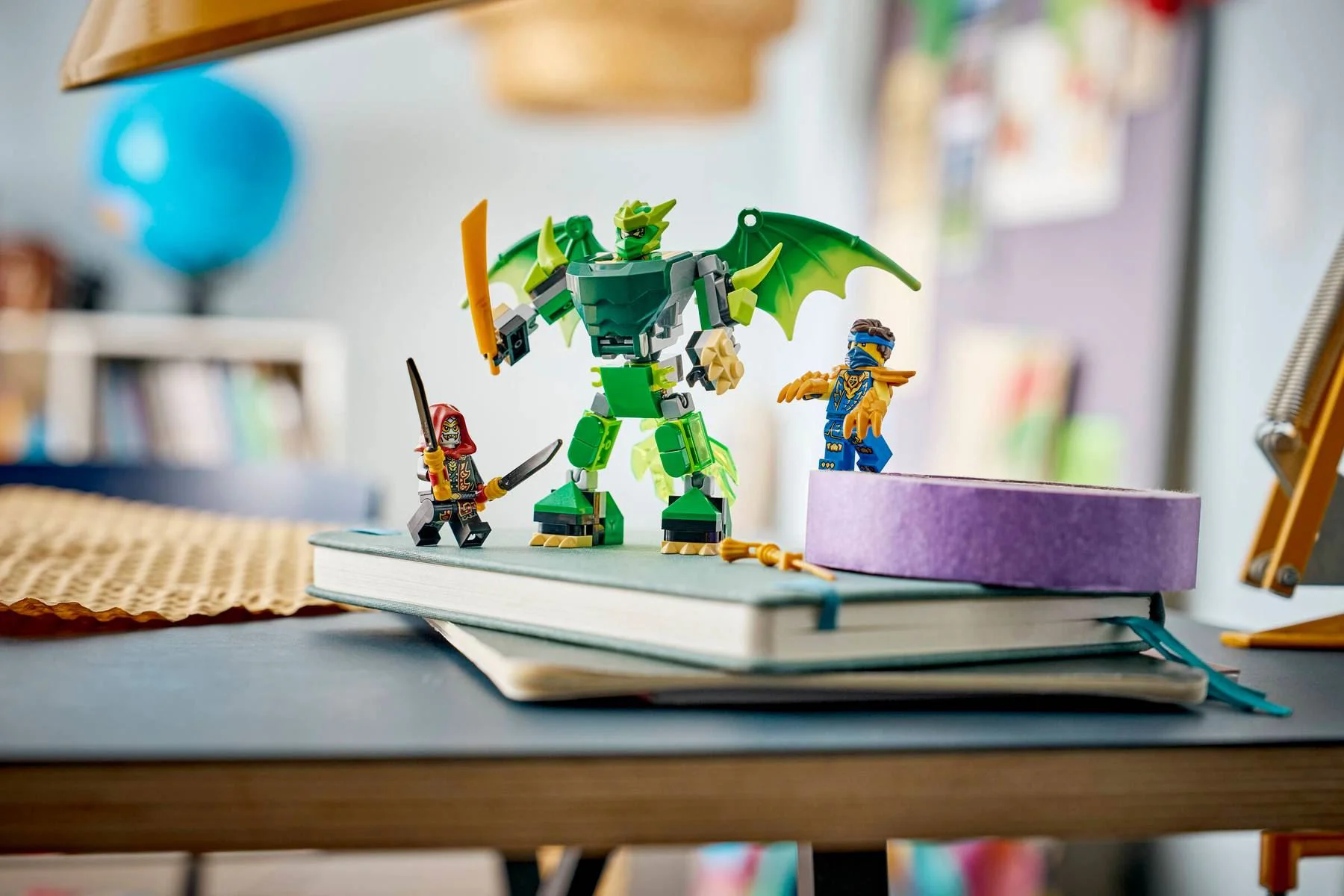 LEGO Ninjago - Lloyd's Dragon Mech Battle Pack foto