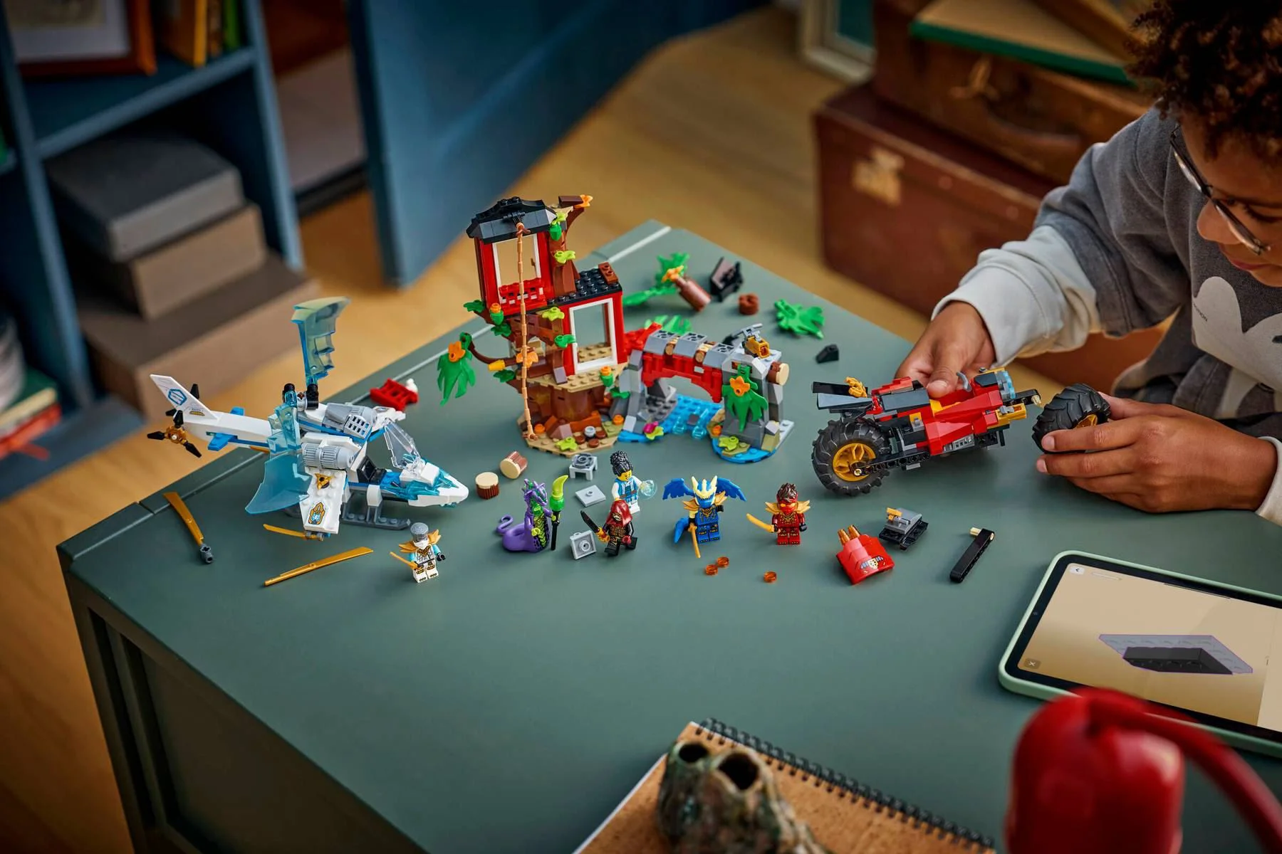 LEGO Ninjago - Ninja Vehicle Tree House Battle foto