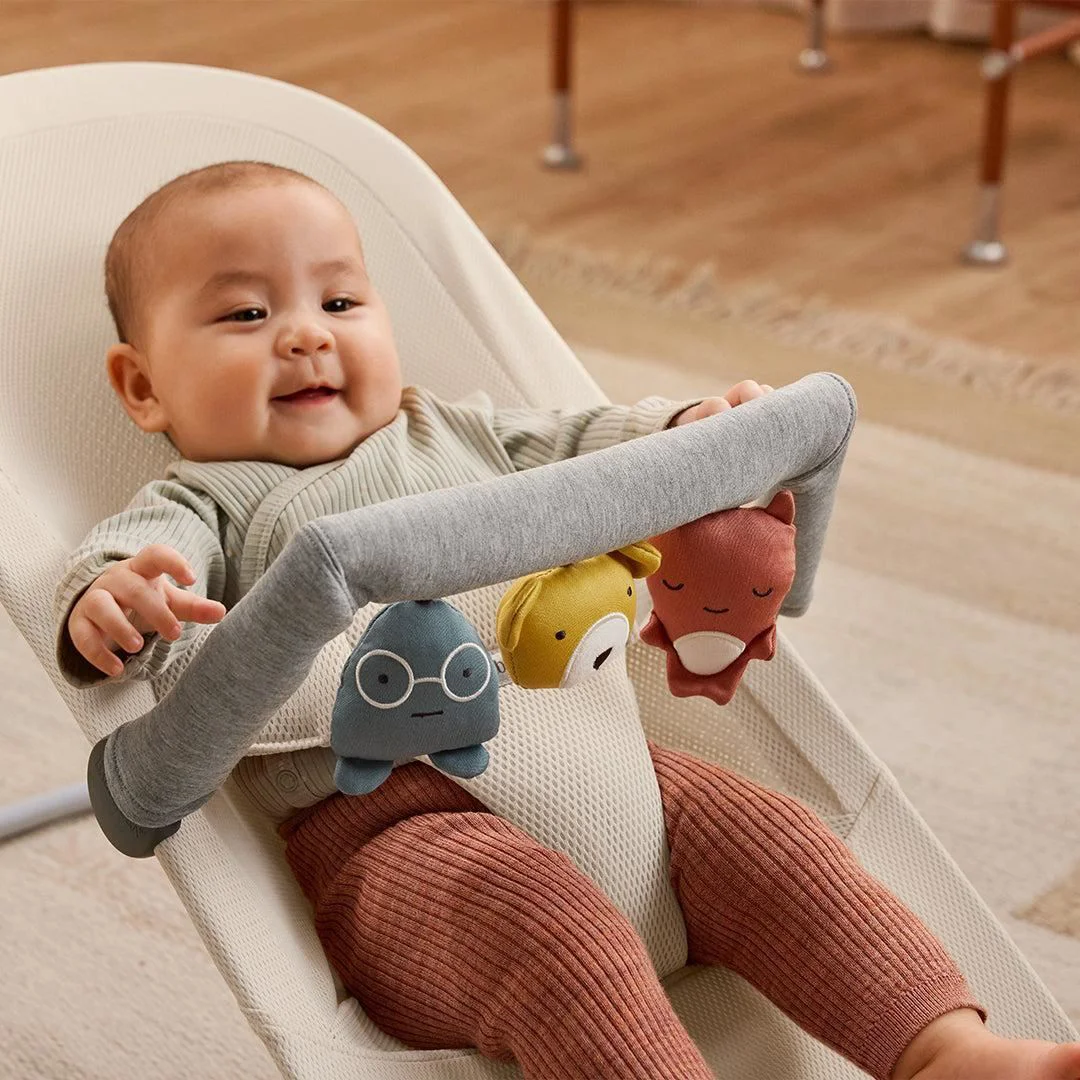 Кресло-шезлонг BabyBjorn Begin Airy Mesh Cream foto