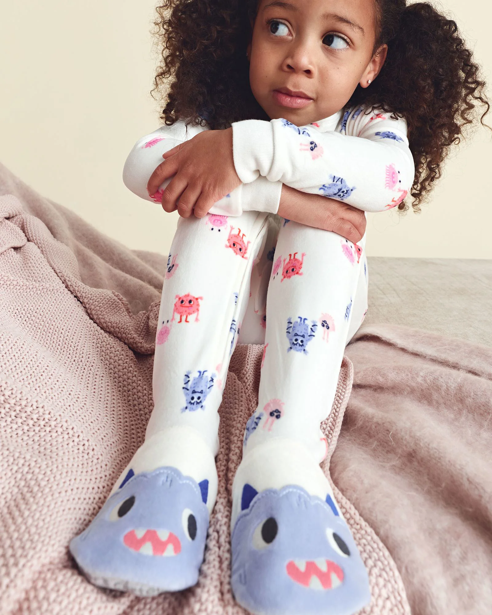 Carter's Pijama cu talpa Tiny Monsters foto