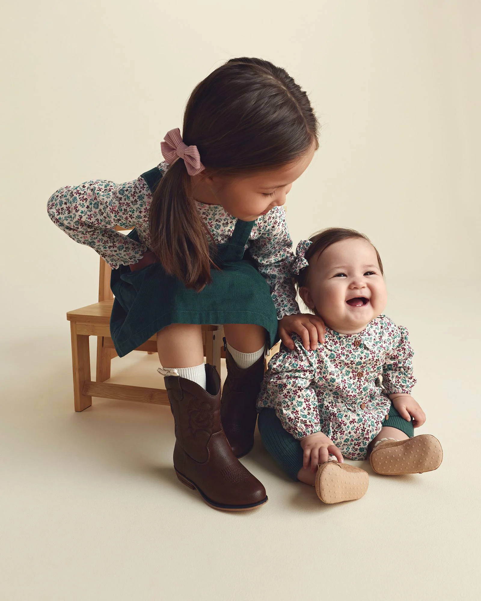 Carter's Set 2 piese Floral - salopeta tip rochita si bluza foto