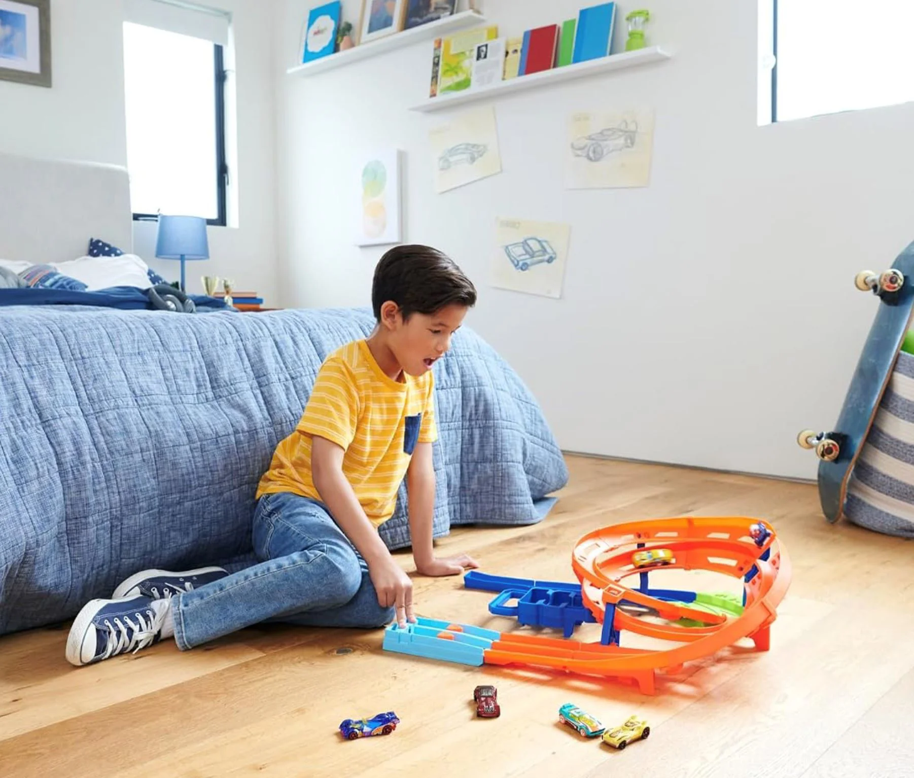 Set de joaca Hot Wheels Pista Cursa pe circuit foto