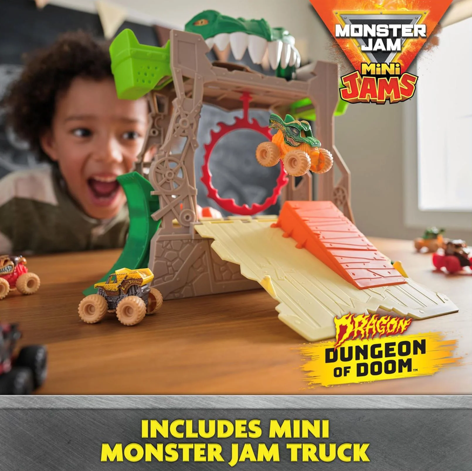 Set de joaca Spin Master Monster Jam Dragon Dungeon of Doom foto