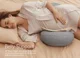 Perna pentru gravide in forma de W Momcozy Grey foto