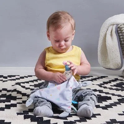 Jucarie plapuma Taf Toys Luna somnoroasa foto