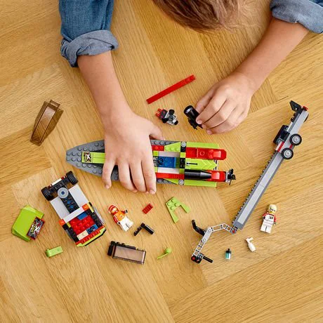 LEGO City- City Race Boat Transporter foto