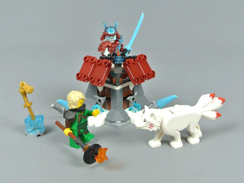 LEGO Ninjago - Lloyd's Journey foto