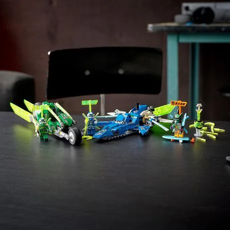 LEGO NInjago - Jay and Lloyd's Velocity Racers