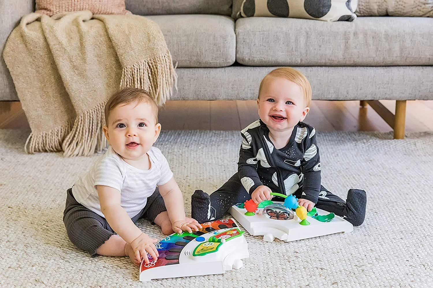 Centru de activitati 4 in 1 Baby Einstein Around We Grow
