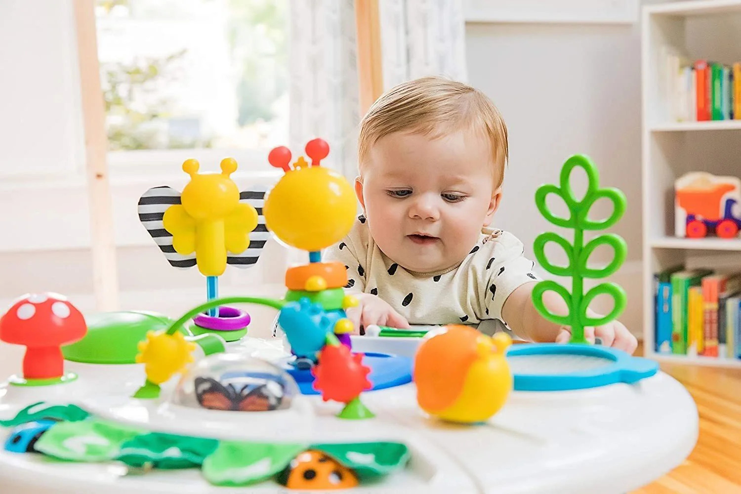 Centru de activitati 4 in 1 Baby Einstein Around We Grow