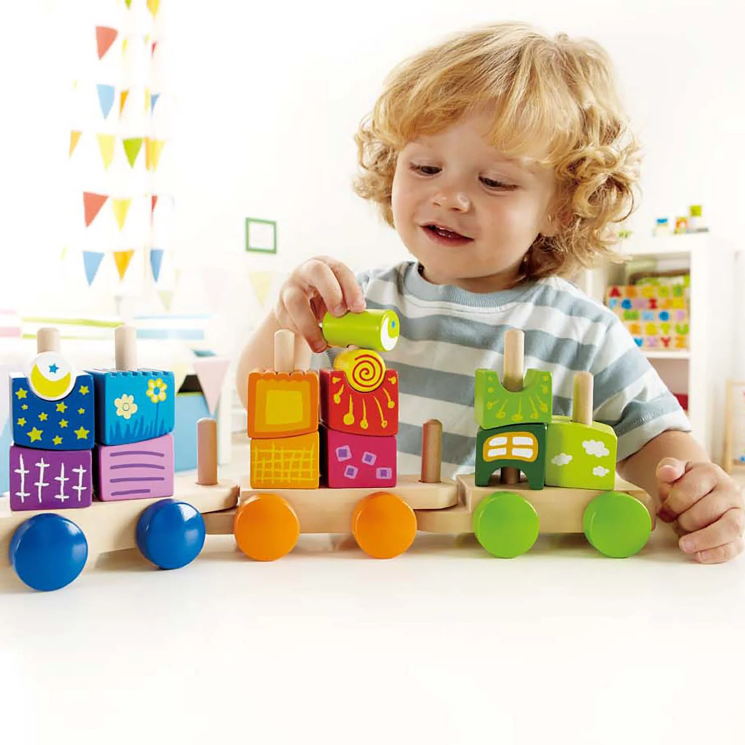 Деревянный блок-поезд Hape "Fantasia Blocks Train"