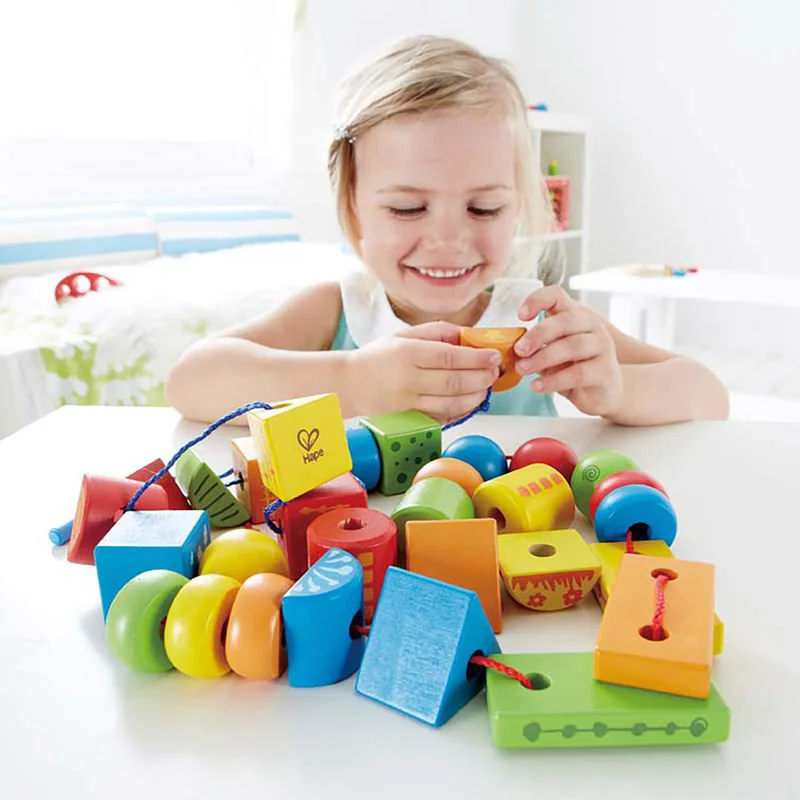 Игровой набор Hape Деревянные фигурки на веревочке foto