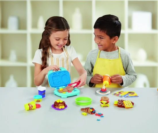 Set plastilina Micul dejun delicios Hasbro Play-Doh, 6 cutii si accesorii foto