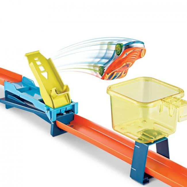 Set de joaca Hot Wheels Bucla la Infinit Seria Track Builder foto
