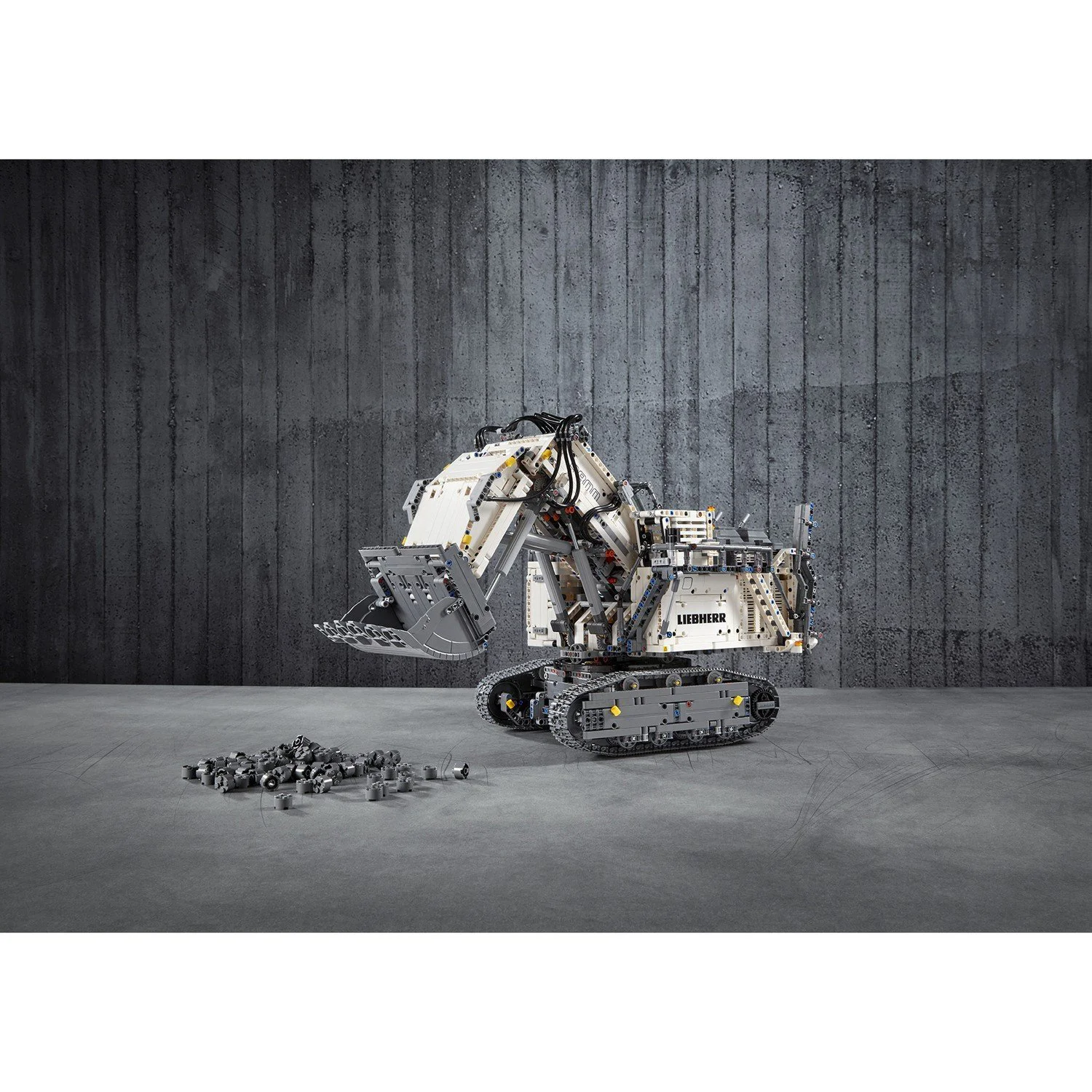 LEGO Technic Excavator Liebherr R 9800 foto