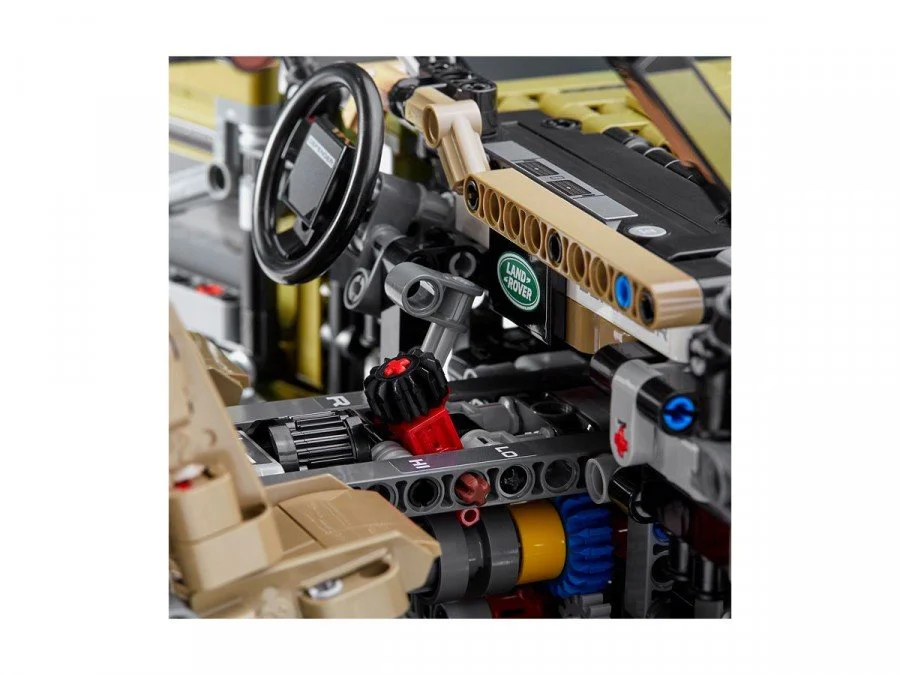 LEGO Technic Land Rover Defender foto