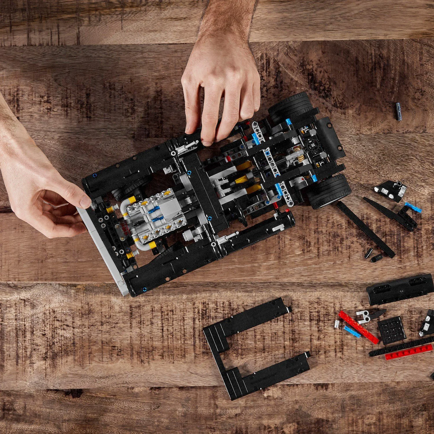 LEGO Technic Dom's Dodge Charger