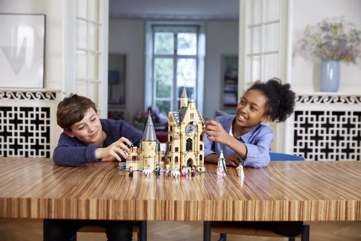 Lego Harry Potter Часовая башня Хогвартса foto