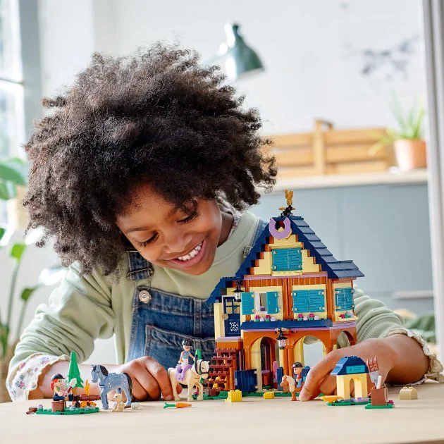 LEGO Friends Forest Horseback Riding Center foto