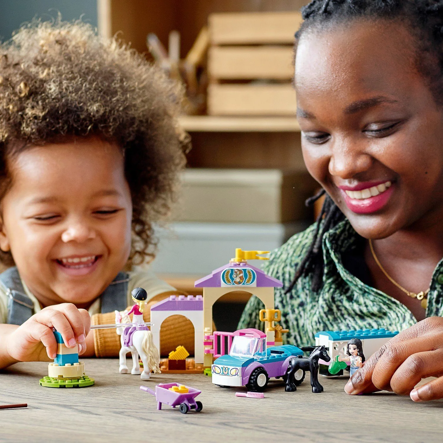 LEGO Friends Horse Training and Trailer foto