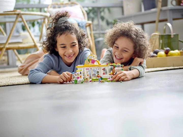LEGO Friends Органическое кафе Хартлейк-Сити foto