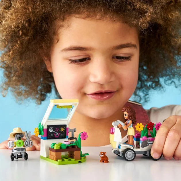 LEGO Friends Olivia's Flower Garden foto