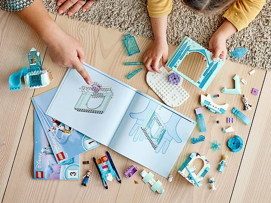 Lego Disney Princess Anna and Elsa's Frozen Wonderland