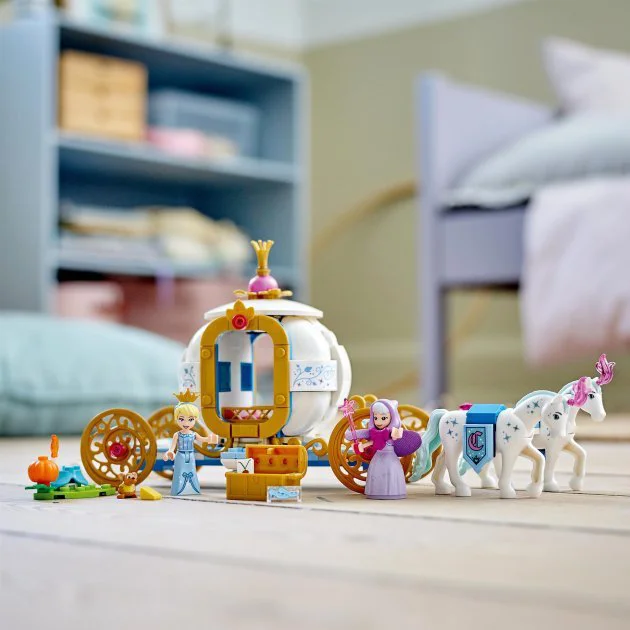 LEGO Disney Princess Cinderella's Royal Carriage foto
