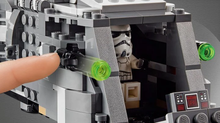 Lego Star Wars Имперский бронированный корвет типа Мародер foto