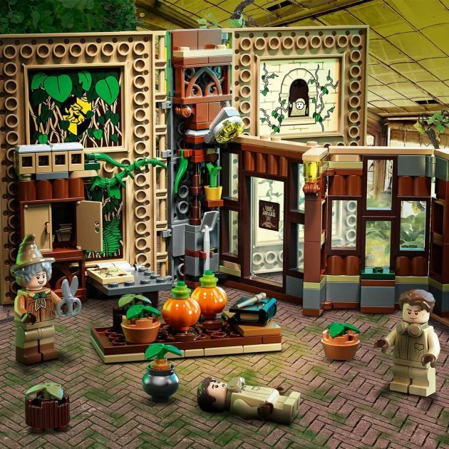 Lego Harry Potter Учёба в Хогвартсе, Урок травологии foto