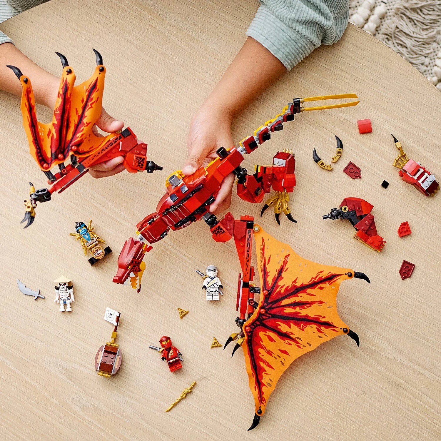 LEGO Ninjago Fire Dragon Attack foto