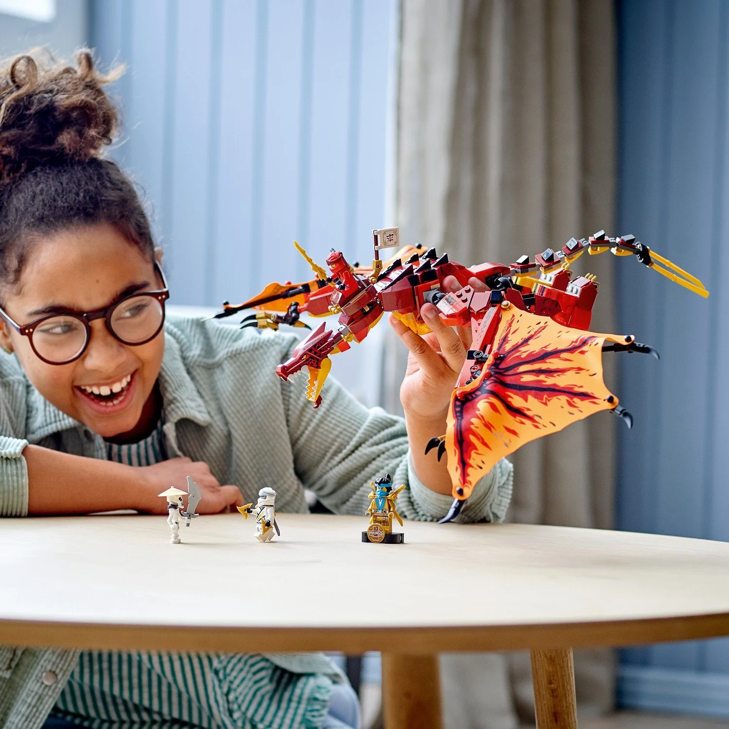LEGO Ninjago Fire Dragon Attack foto