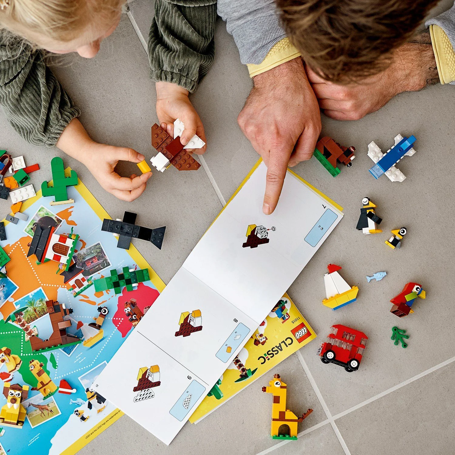 LEGO Classic Around the World foto