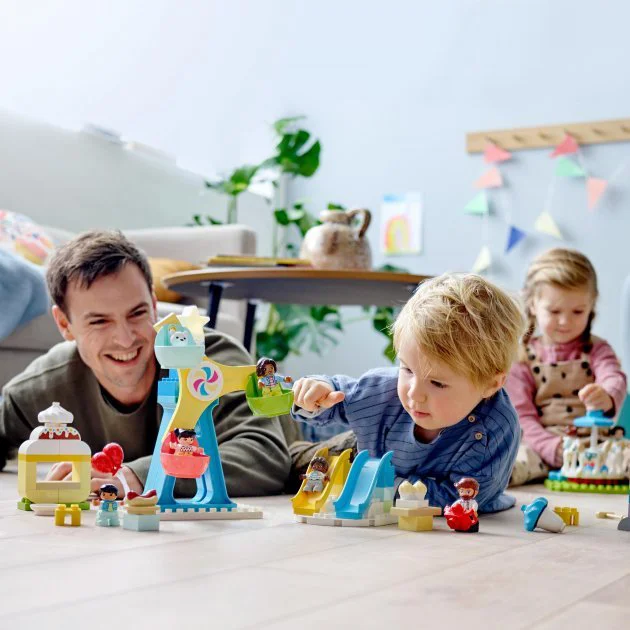 LEGO Duplo - Парк развлечений foto
