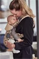 Marsupiu anatomic BabyBjorn One Beige/Leopard cu pozitii multiple de purtare, bumbac