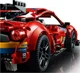LEGO Technic Ferrari 488 GTE motor V8 foto