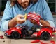 LEGO Technic Ferrari 488 GTE motor V8 foto
