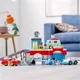 LEGO Duplo Town Parking Garage and Car Wash foto