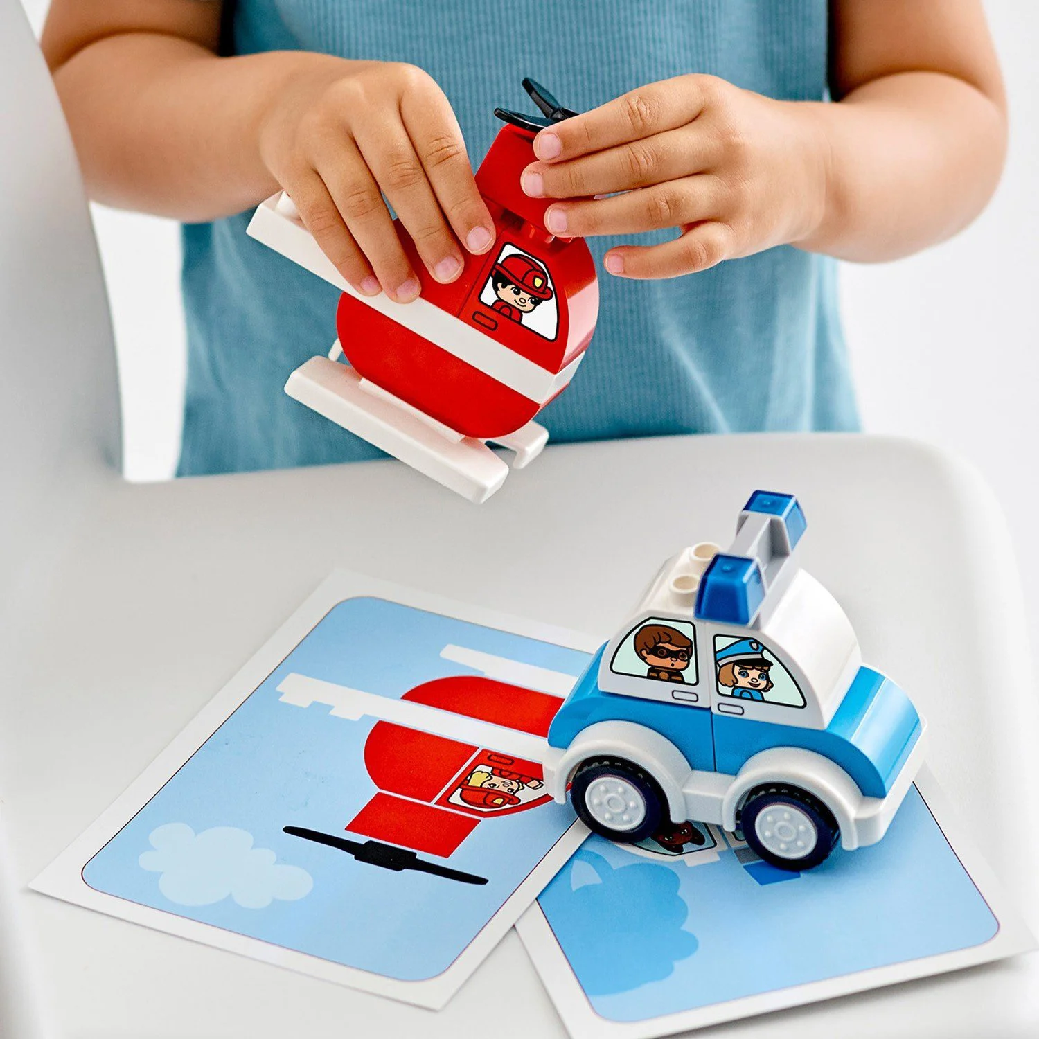 LEGO Duplo Fire Helicopter & Police Car foto