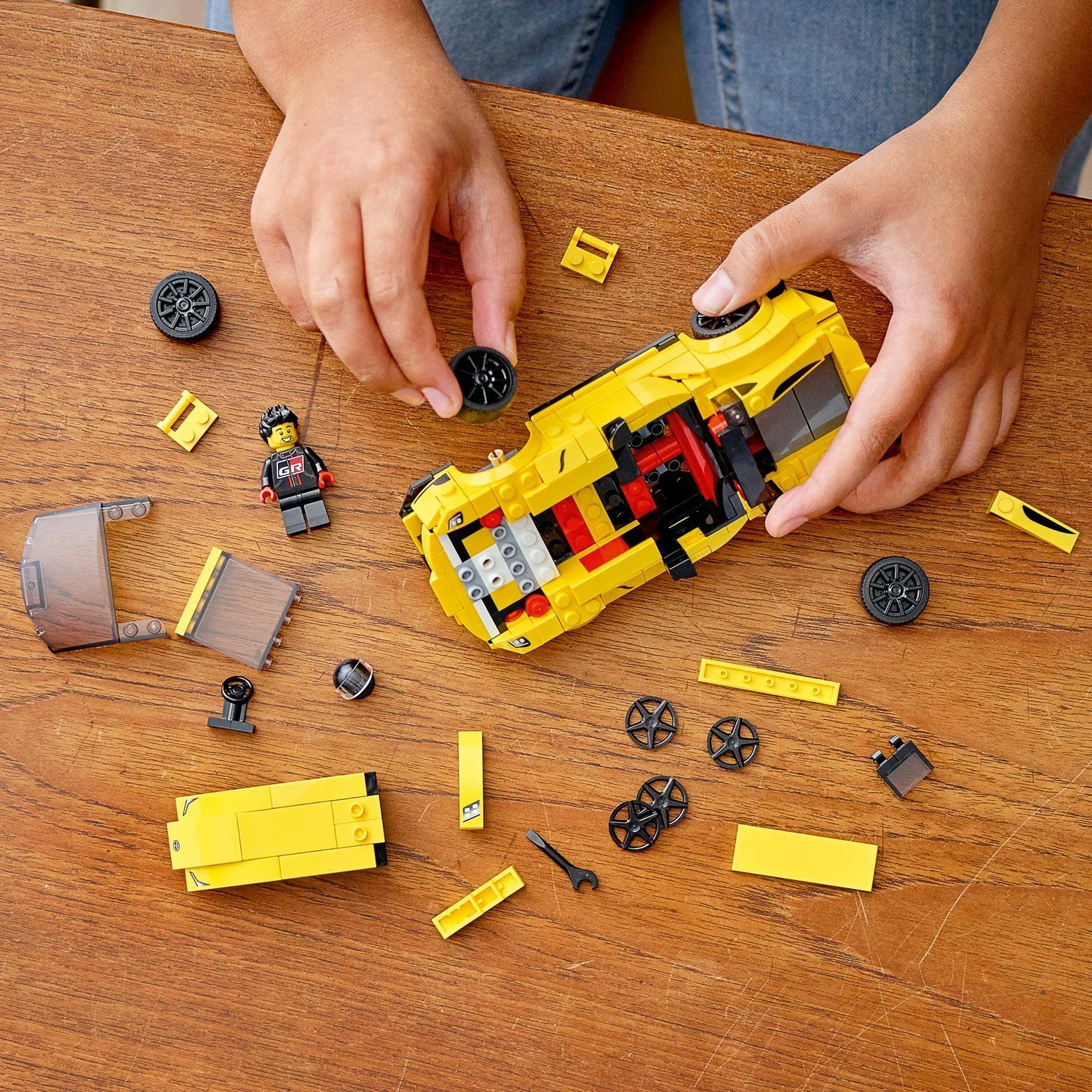 LEGO Speed Champions Toyota GR Supra foto