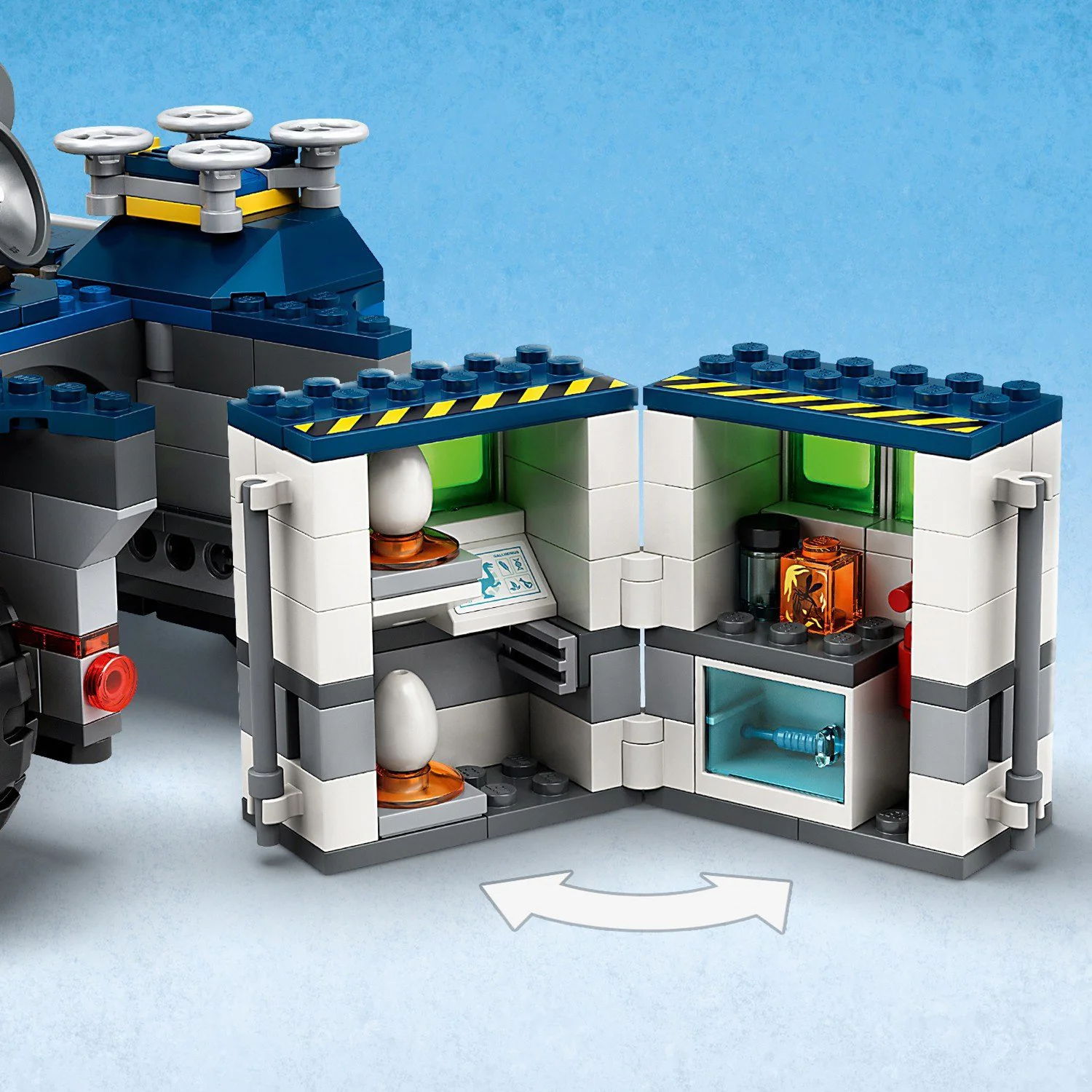 Lego Jurassic World Побег галлимима и птеранодона foto