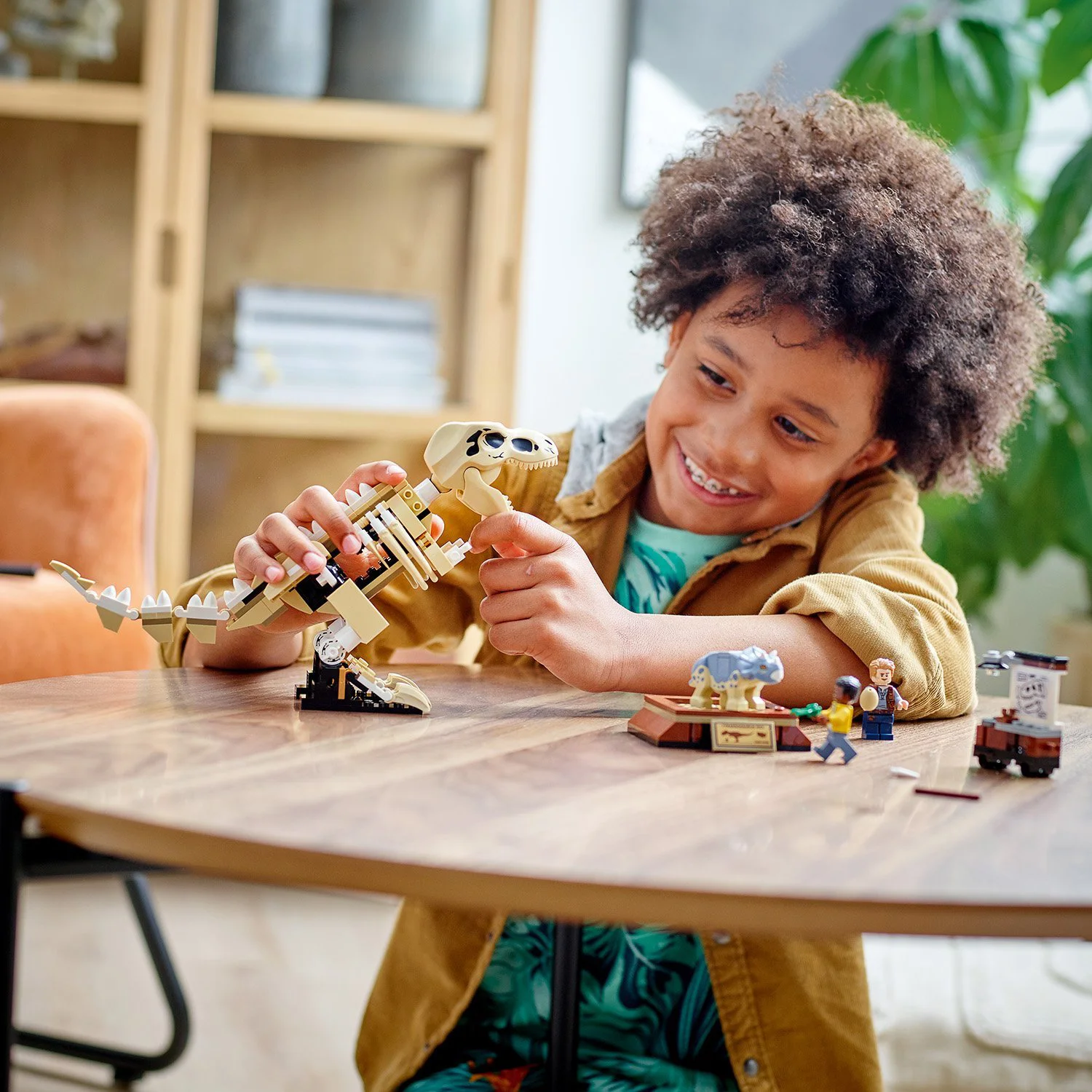 Lego Jurassic World T. rex Dinosaur Fossil Exhibition foto