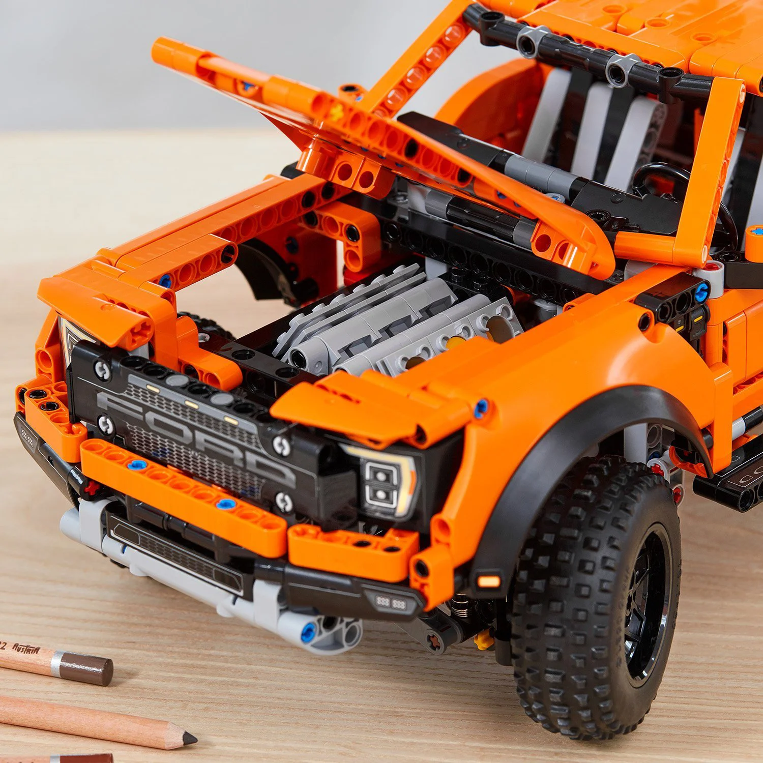 Lego Technic Ford F-150 Raptor