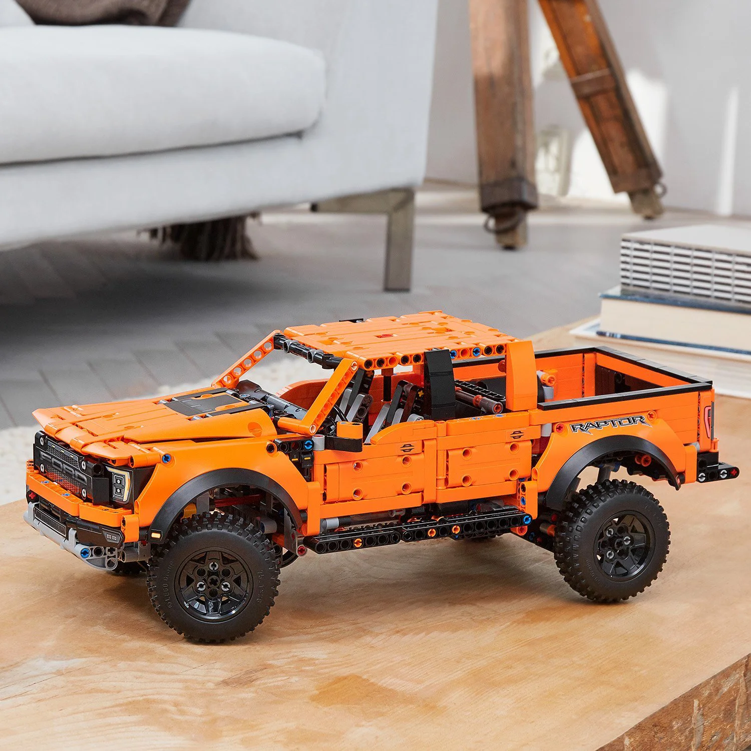Lego Technic Ford F-150 Raptor