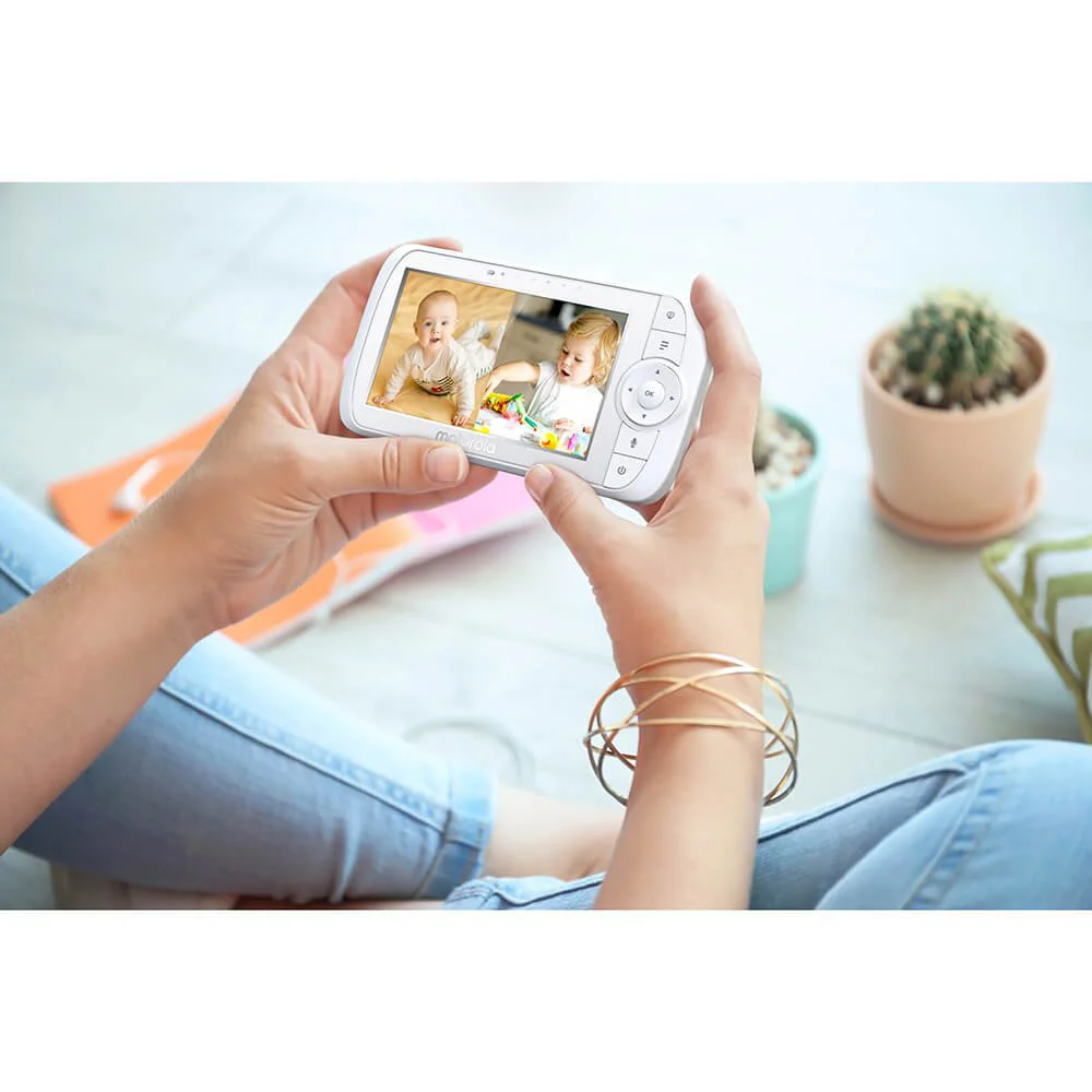 Цифровой видеомонитор Motorola Ease35 Twin
