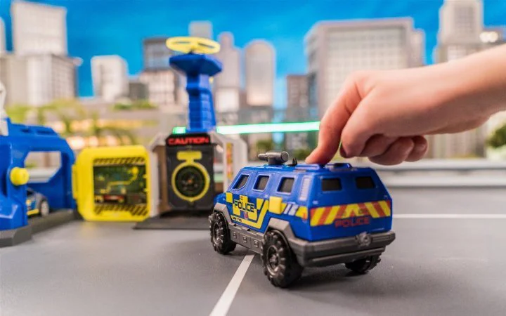 Set de joaca Dickie, Sectia de politie cu trei vehicule si dispozitiv de pornire a dronei foto
