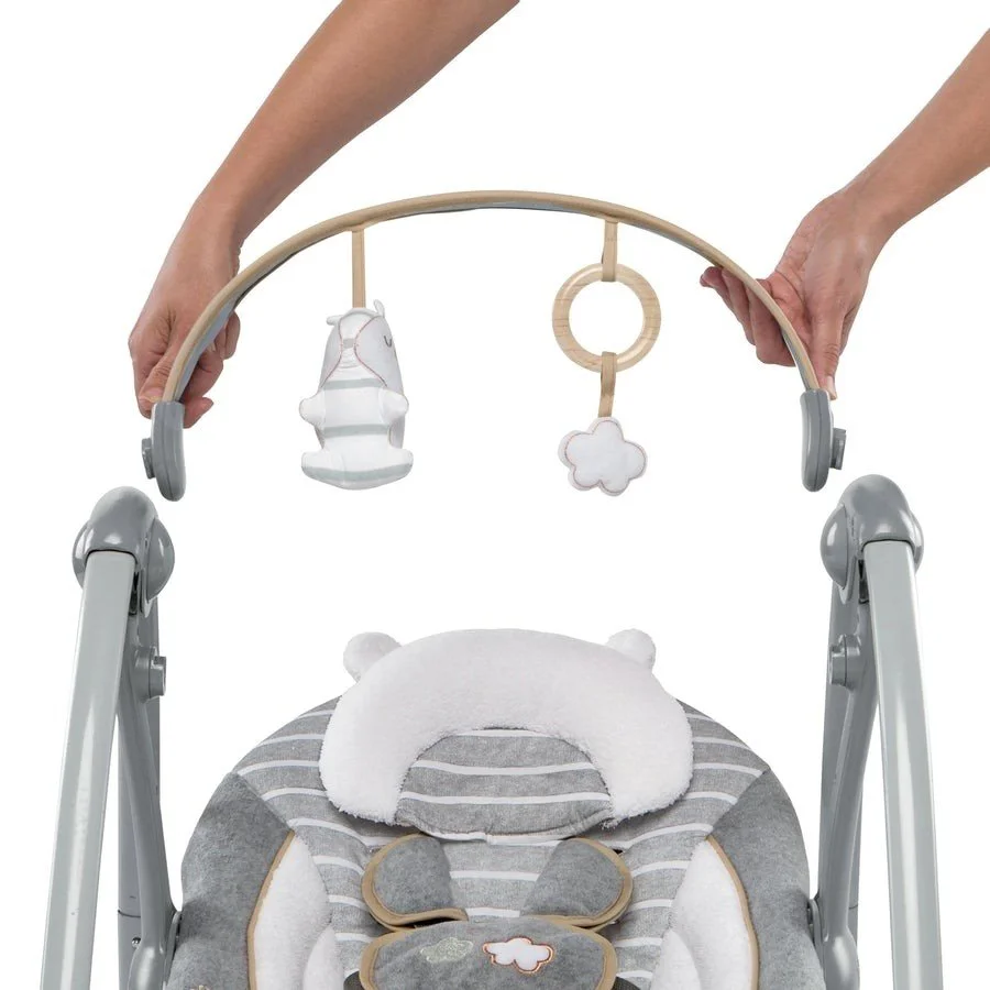 Leagan portabil Bright Starts Ingenuity Swing 'n Go Portable Swing™ - Bella Teddy™